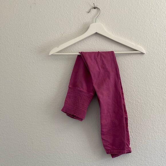 Free People Pink Magenta Athletic Leggings - Picture 1 of 7